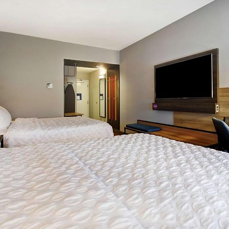 Tru By Hilton Cincinnati Airport South Florence Eksteriør billede